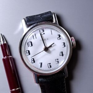 Vintage Timex Ladies 25mm Mechanical Wind-Up Watch White Dial Working Black
